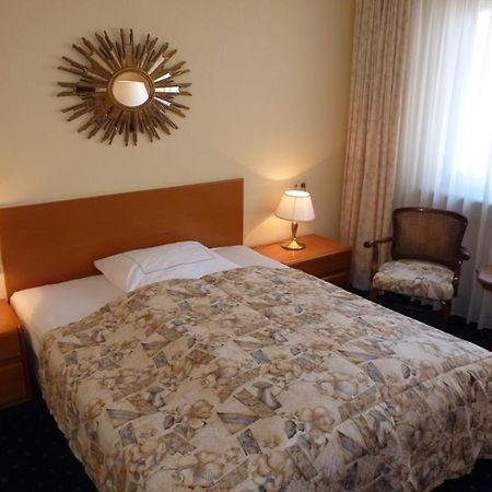 Hotel Brunnenhof Hanau Extérieur photo