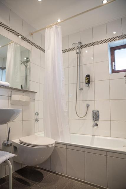 Hotel Brunnenhof Hanau Extérieur photo